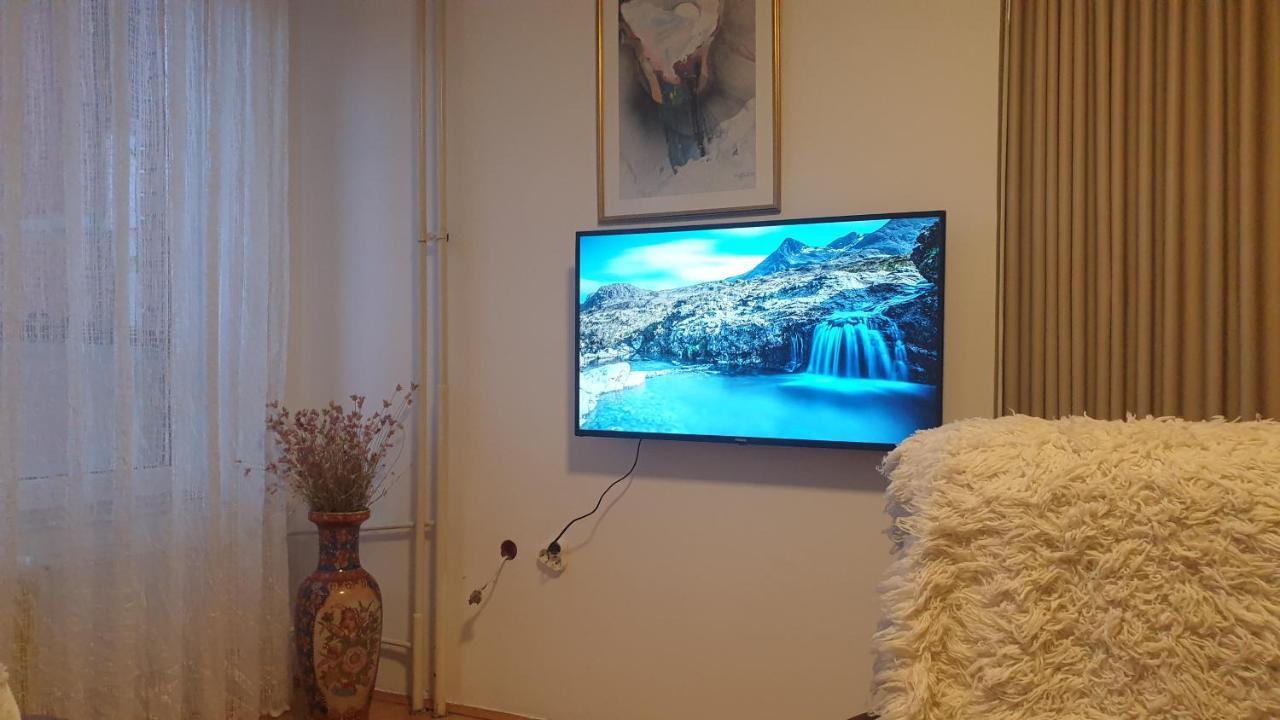 Apartment Oriku - Prishtine Bagian luar foto